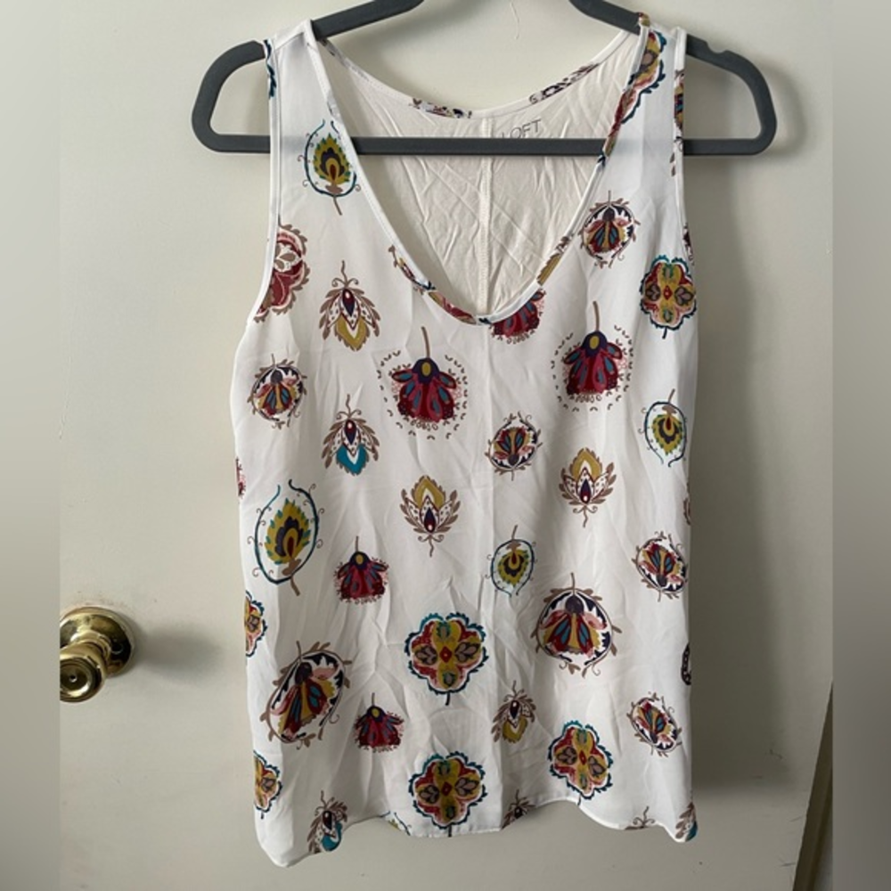 Sleeveless‎ Blouse